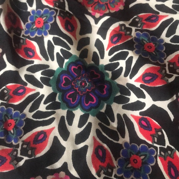 “OLD NAVY” Patterned Long Sleeved Dress . - Picture 7 of 13